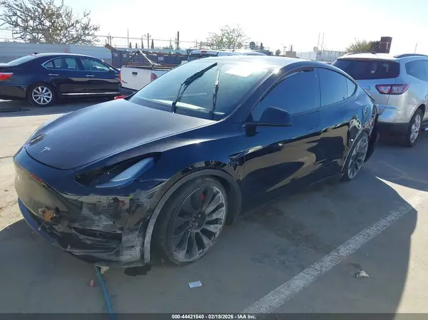 7SAYGDEF9NF411024 2022 TESLA MODEL Y - Image 2