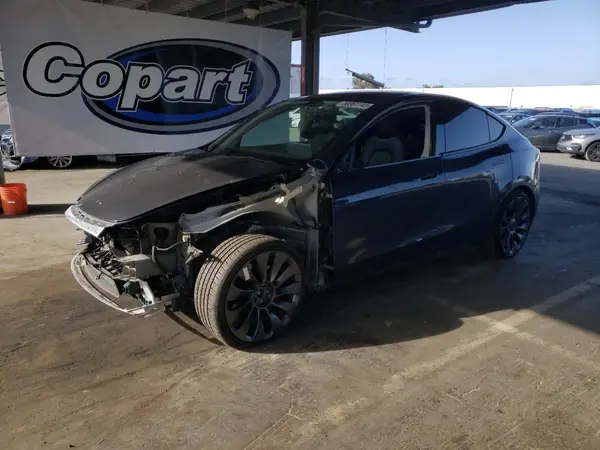 7SAYGDEF9NF411721 2022 TESLA MODEL Y - Image 1