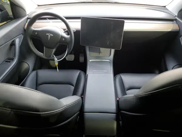 7SAYGDEF9NF411752 2022 TESLA MODEL Y - Image 8