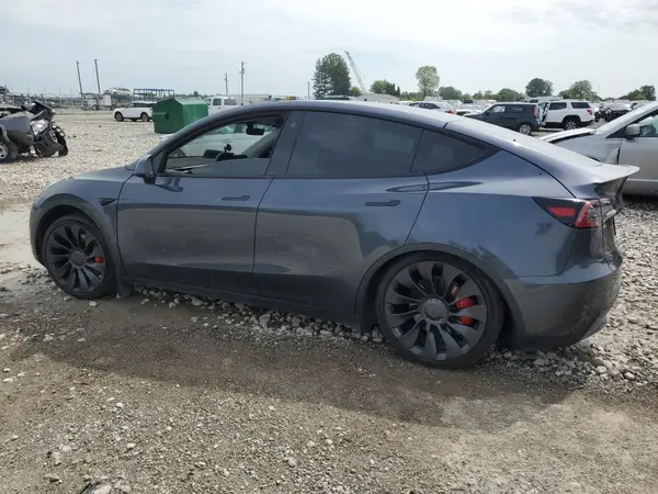 7SAYGDEF9NF455315 2022 TESLA MODEL Y - Image 2
