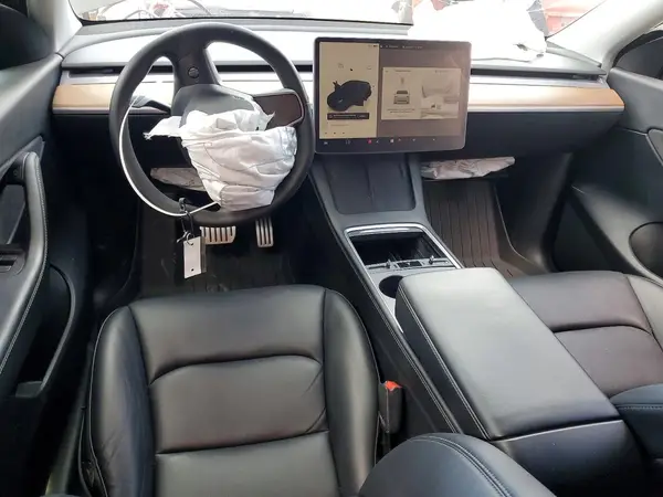 7SAYGDEF9NF463754 2022 TESLA MODEL Y - Image 8
