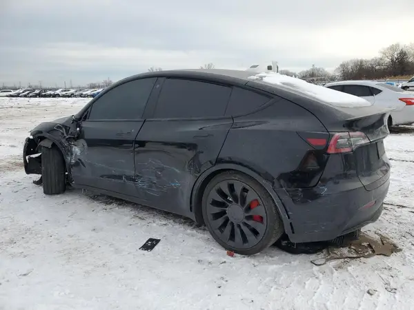 7SAYGDEF9NF491070 2022 TESLA MODEL Y - Image 2