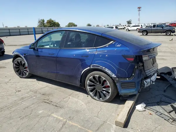 7SAYGDEF9NF492123 2022 TESLA MODEL Y - Image 2