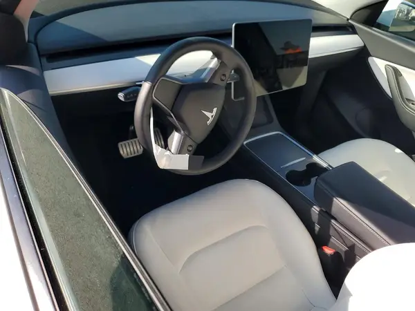 7SAYGDEF9NF492722 2022 TESLA MODEL Y - Image 8