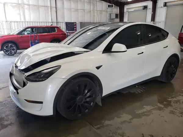 7SAYGDEF9NF520020 2022 TESLA MODEL Y - Image 1