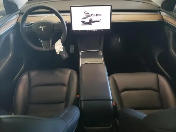 7SAYGDEF9NF520020 2022 TESLA MODEL Y - Image 8