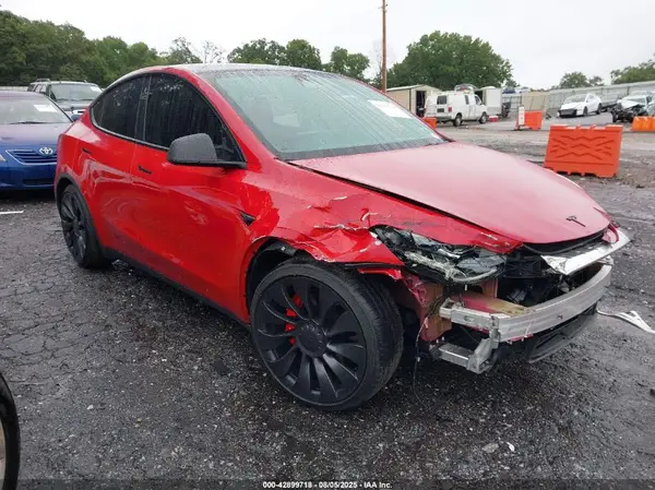 7SAYGDEF9NF522219 2022 TESLA MODEL Y - Image 1