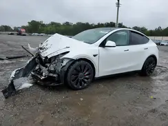 7SAYGDEF9NF523483 2022 TESLA MODEL Y