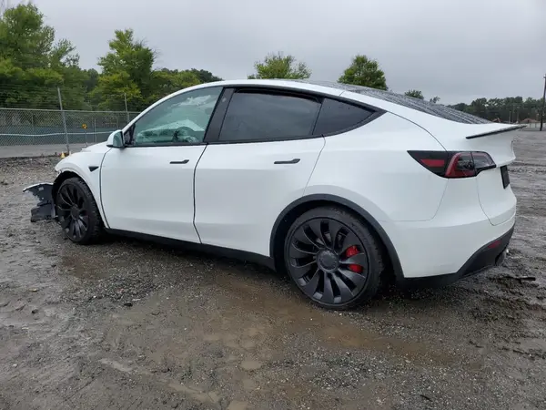 7SAYGDEF9NF523483 2022 TESLA MODEL Y - Image 2
