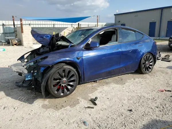 7SAYGDEF9NF530157 2022 TESLA MODEL Y - Image 1