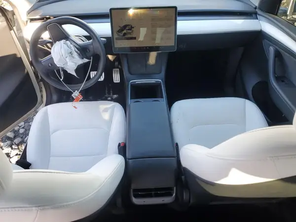 7SAYGDEF9NF530160 2022 TESLA MODEL Y - Image 8
