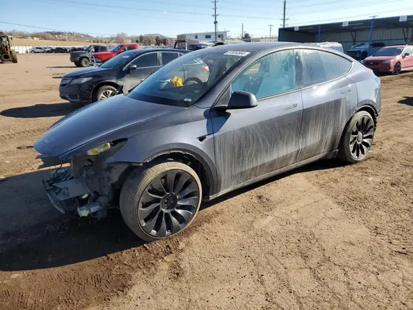7SAYGDEF9NF539196 2022 TESLA MODEL Y - Image 1