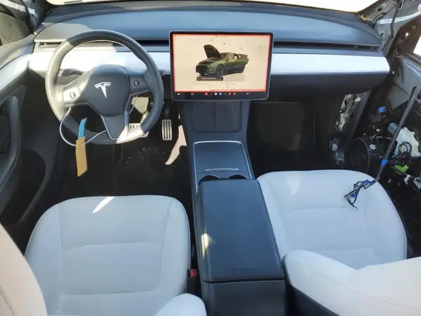 7SAYGDEF9NF539196 2022 TESLA MODEL Y - Image 8