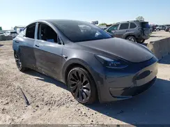 7SAYGDEF9NF540915 2022 TESLA MODEL Y