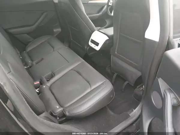 7SAYGDEF9PF602557 2023 TESLA MODEL Y - Image 8
