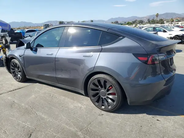 7SAYGDEF9PF603028 2023 TESLA MODEL Y - Image 2