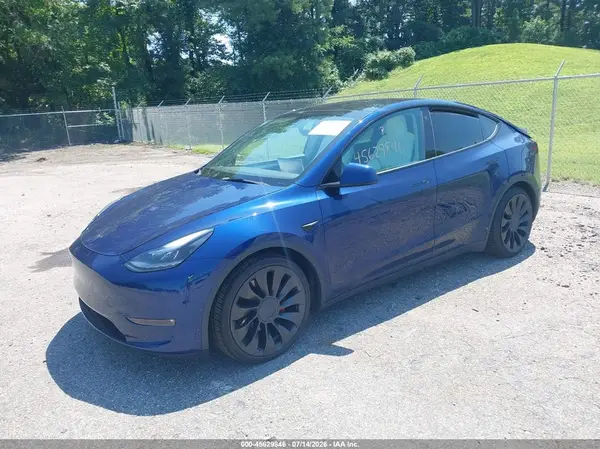 7SAYGDEF9PF645733 2023 TESLA MODEL Y - Image 2
