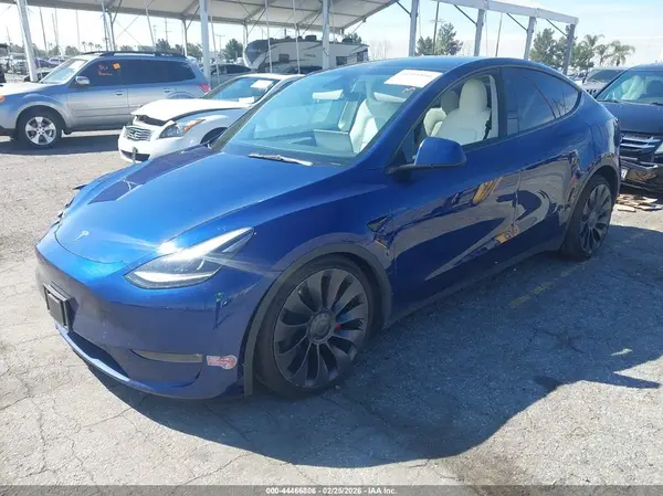 7SAYGDEF9PF662371 2023 TESLA MODEL Y - Image 2