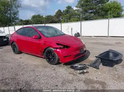 7SAYGDEF9PF664914 2023 TESLA MODEL Y