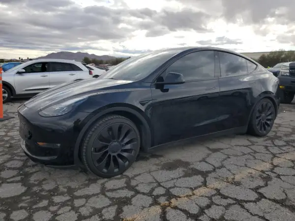 7SAYGDEF9PF668574 2023 TESLA MODEL Y - Image 1