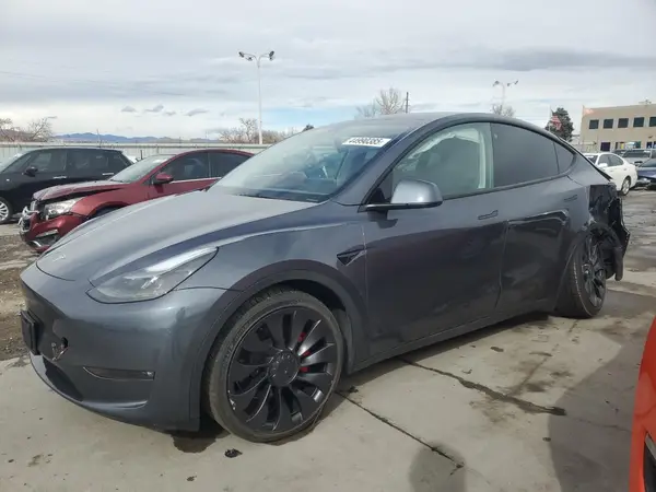 7SAYGDEF9PF695810 2023 TESLA MODEL Y - Image 1