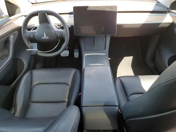 7SAYGDEF9PF697721 2023 TESLA MODEL Y - Image 8
