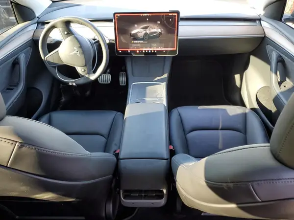 7SAYGDEF9PF698710 2023 TESLA MODEL Y - Image 8
