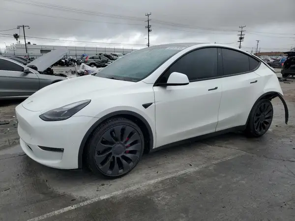 7SAYGDEF9PF759618 2023 TESLA MODEL Y - Image 1