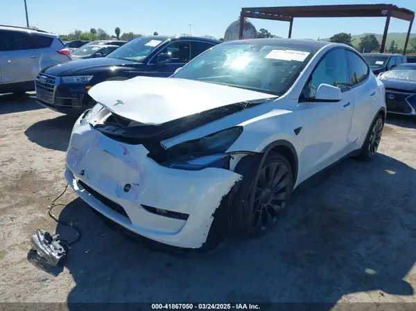 7SAYGDEF9PF787497 2023 TESLA MODEL Y - Image 2