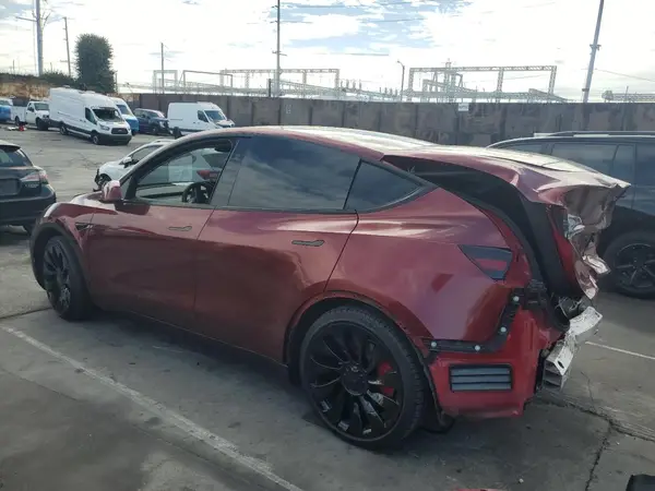 7SAYGDEF9PF794322 2023 TESLA MODEL Y - Image 2