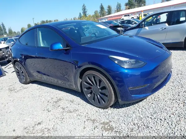 7SAYGDEF9PF804878 2023 TESLA MODEL Y - Image 1