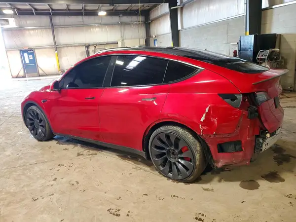 7SAYGDEF9PF809756 2023 TESLA MODEL Y - Image 2