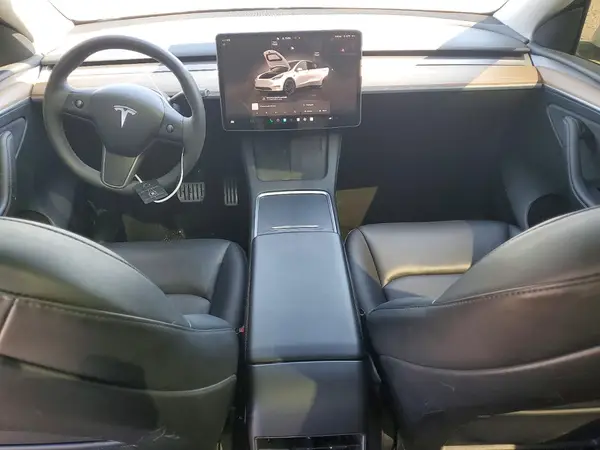 7SAYGDEF9PF810941 2023 TESLA MODEL Y - Image 8