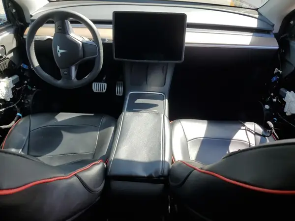7SAYGDEF9PF814990 2023 TESLA MODEL Y - Image 8