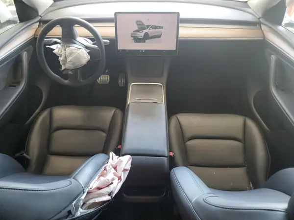 7SAYGDEF9PF829103 2023 TESLA MODEL Y - Image 8
