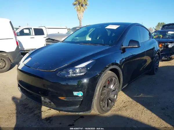 7SAYGDEF9PF833099 2023 TESLA MODEL Y - Image 2