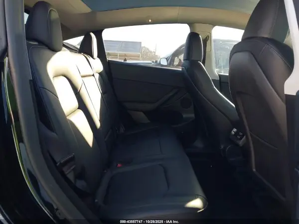 7SAYGDEF9PF833099 2023 TESLA MODEL Y - Image 8