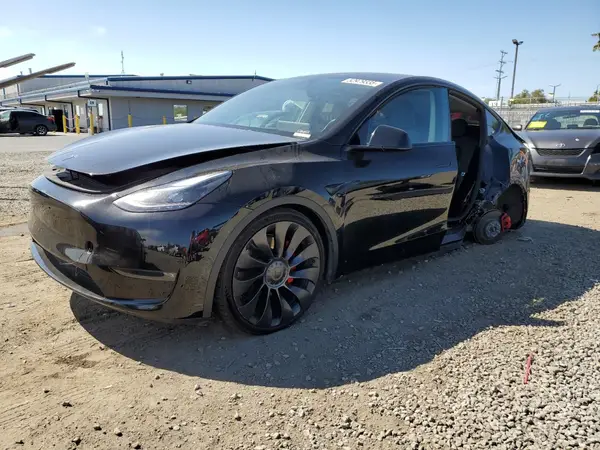 7SAYGDEF9PF835547 2023 TESLA MODEL Y - Image 1