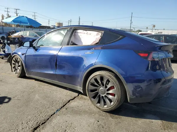 7SAYGDEF9PF836665 2023 TESLA MODEL Y - Image 2