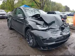7SAYGDEF9PF838514 2023 TESLA MODEL Y