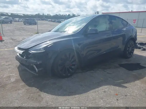 7SAYGDEF9PF840523 2023 TESLA MODEL Y - Image 2