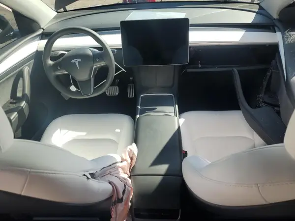 7SAYGDEF9PF844734 2023 TESLA MODEL Y - Image 8