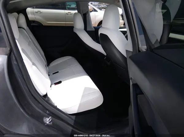 7SAYGDEF9PF862005 2023 TESLA MODEL Y - Image 8
