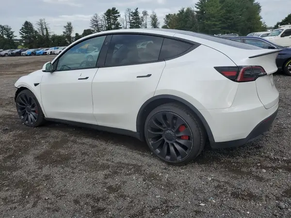 7SAYGDEF9PF897076 2023 TESLA MODEL Y - Image 2