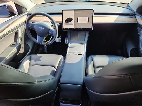 7SAYGDEF9PF902986 2023 TESLA MODEL Y - Image 8