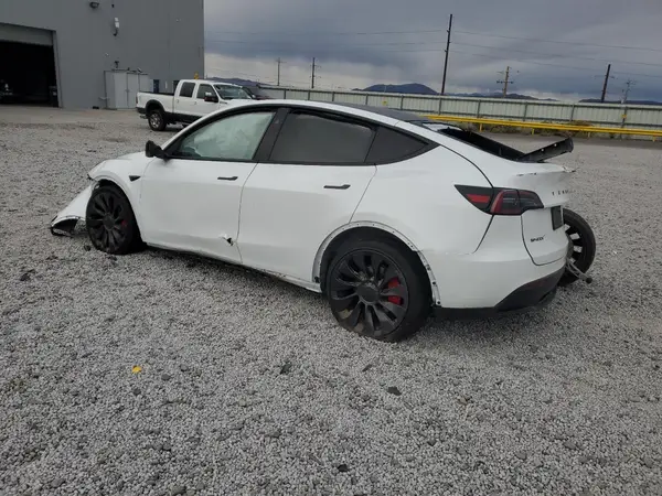 7SAYGDEF9PF907430 2023 TESLA MODEL Y - Image 2