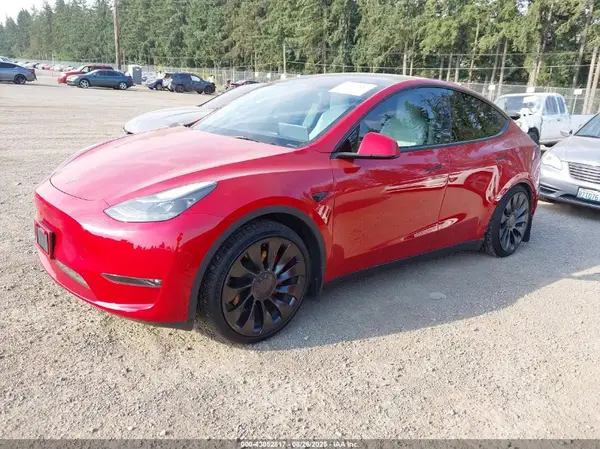 7SAYGDEF9PF968423 2023 TESLA MODEL Y - Image 2