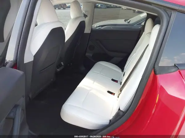 7SAYGDEF9PF968423 2023 TESLA MODEL Y - Image 8