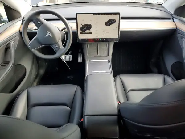 7SAYGDEF9RA265095 2024 TESLA MODEL Y - Image 8