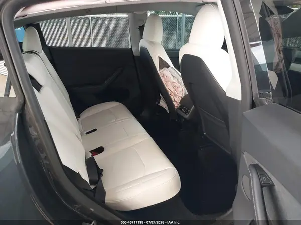7SAYGDEF9RA267185 2024 TESLA MODEL Y - Image 8
